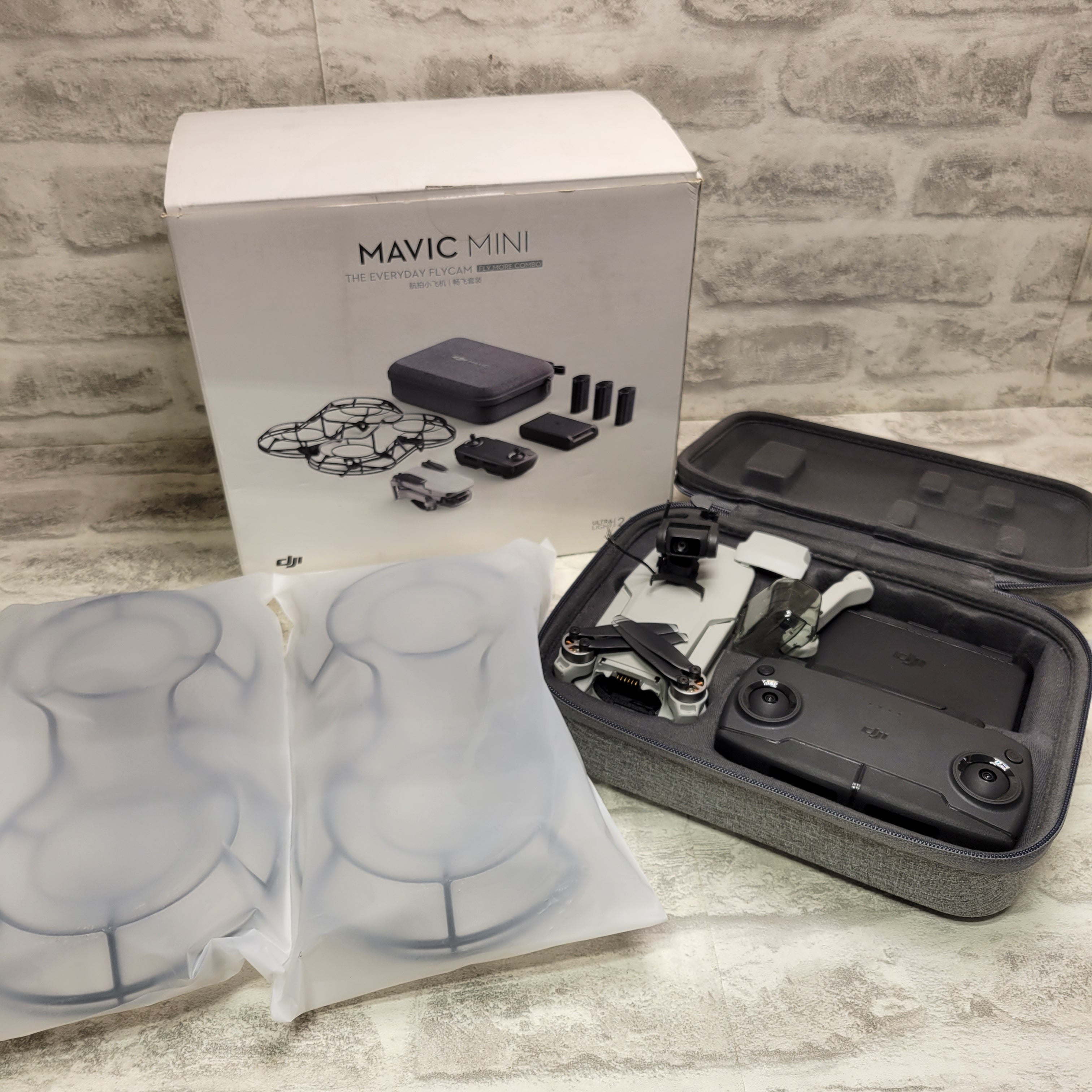 *BROKEN* DJI Mavic Mini Portable Drone Quadcopter (7780193566958)